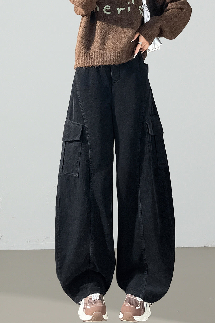 Black Curve Cargo Pants