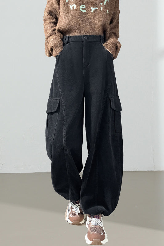 Black Curve Cargo Pants